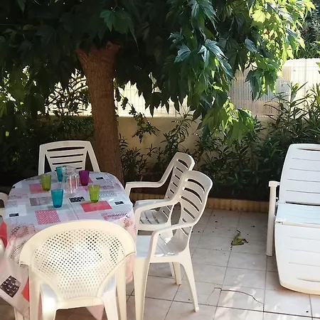 Дом отдыха Les Andalouses Агд